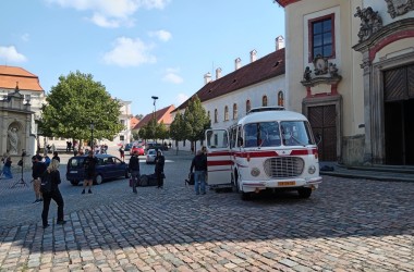 Originální zážitek? Co takhle retro jízda historickým autobusem?